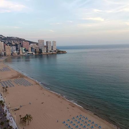 Estupendo Apartamento En Planta 22. 1ª Linea. Appartement Benidorm Buitenkant foto